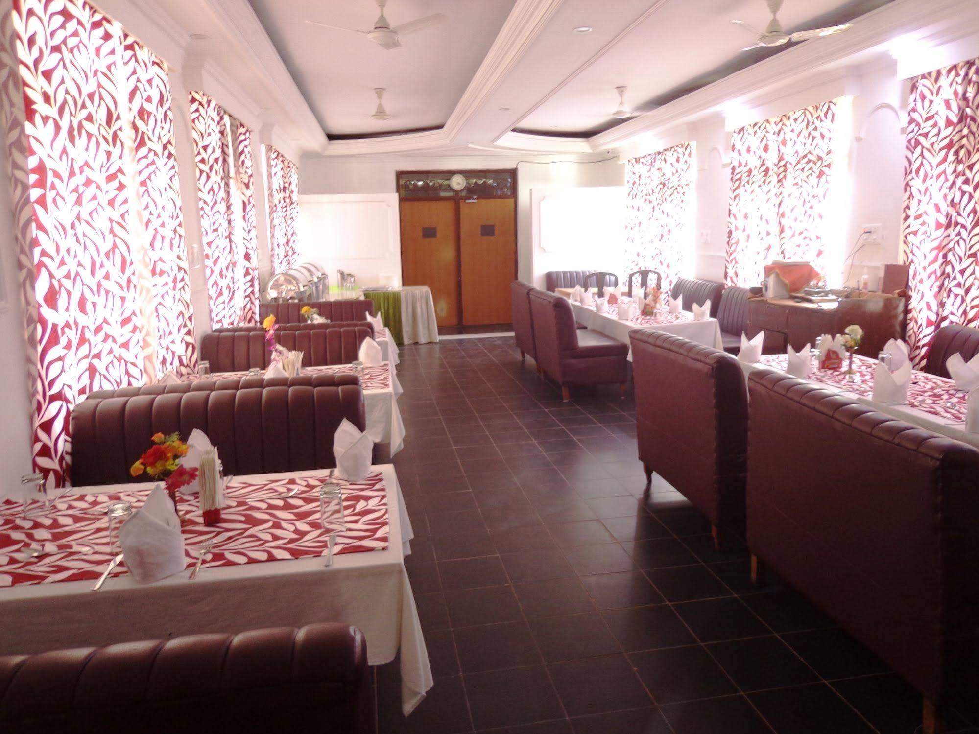Hotel Lumbini International Bodh Gaya Eksteriør bilde